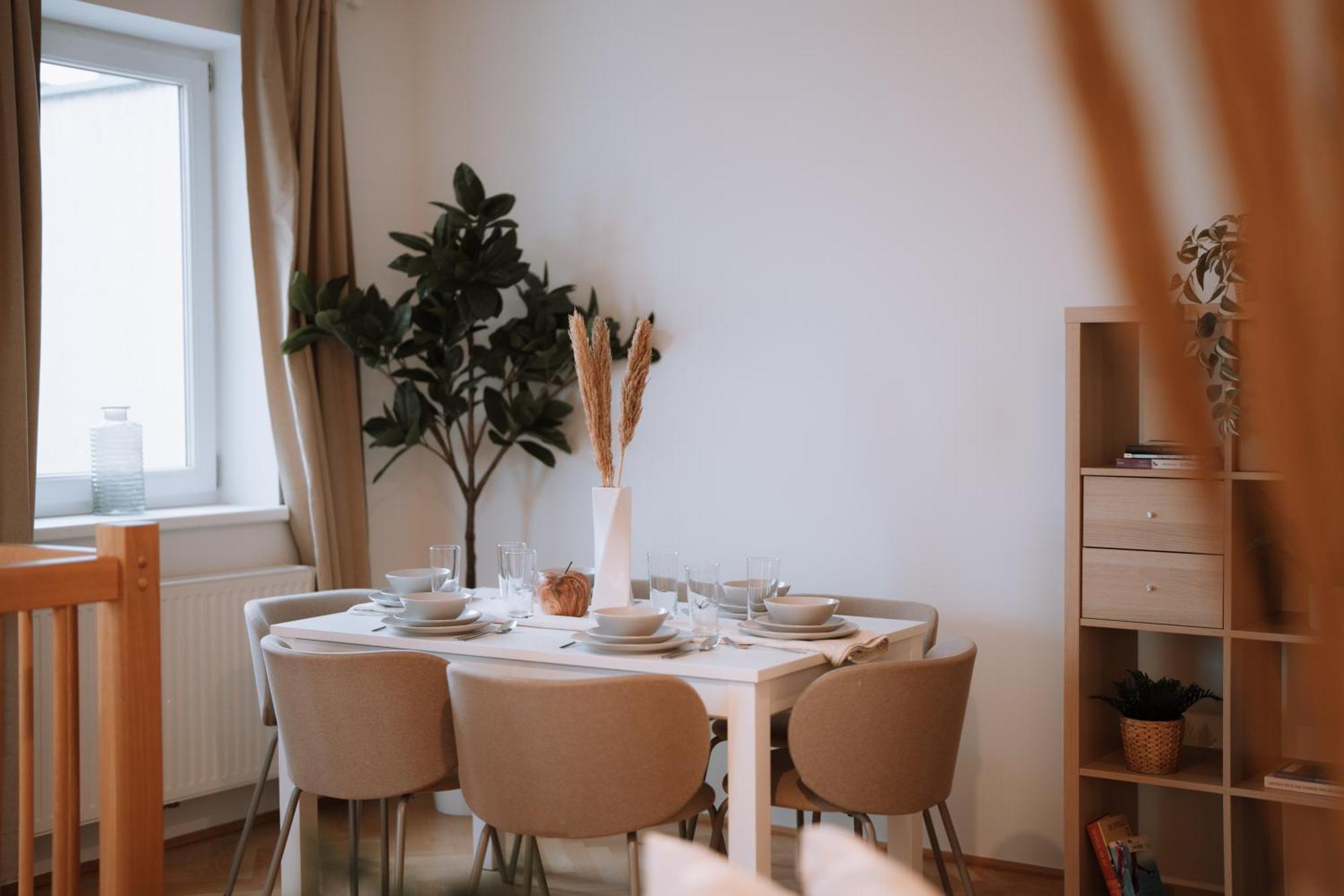90Qm, 3 Bedrooms, Near Schoenbrunn, Balcony - Axara Housing Viena Exterior foto