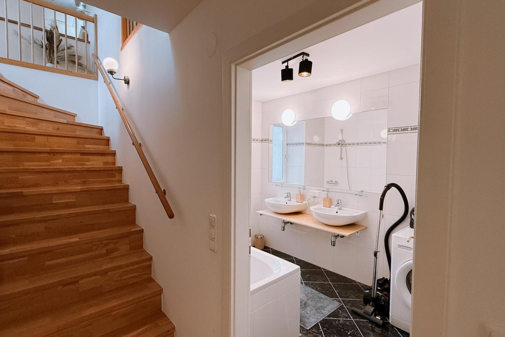 90Qm, 3 Bedrooms, Near Schoenbrunn, Balcony - Axara Housing Viena Exterior foto