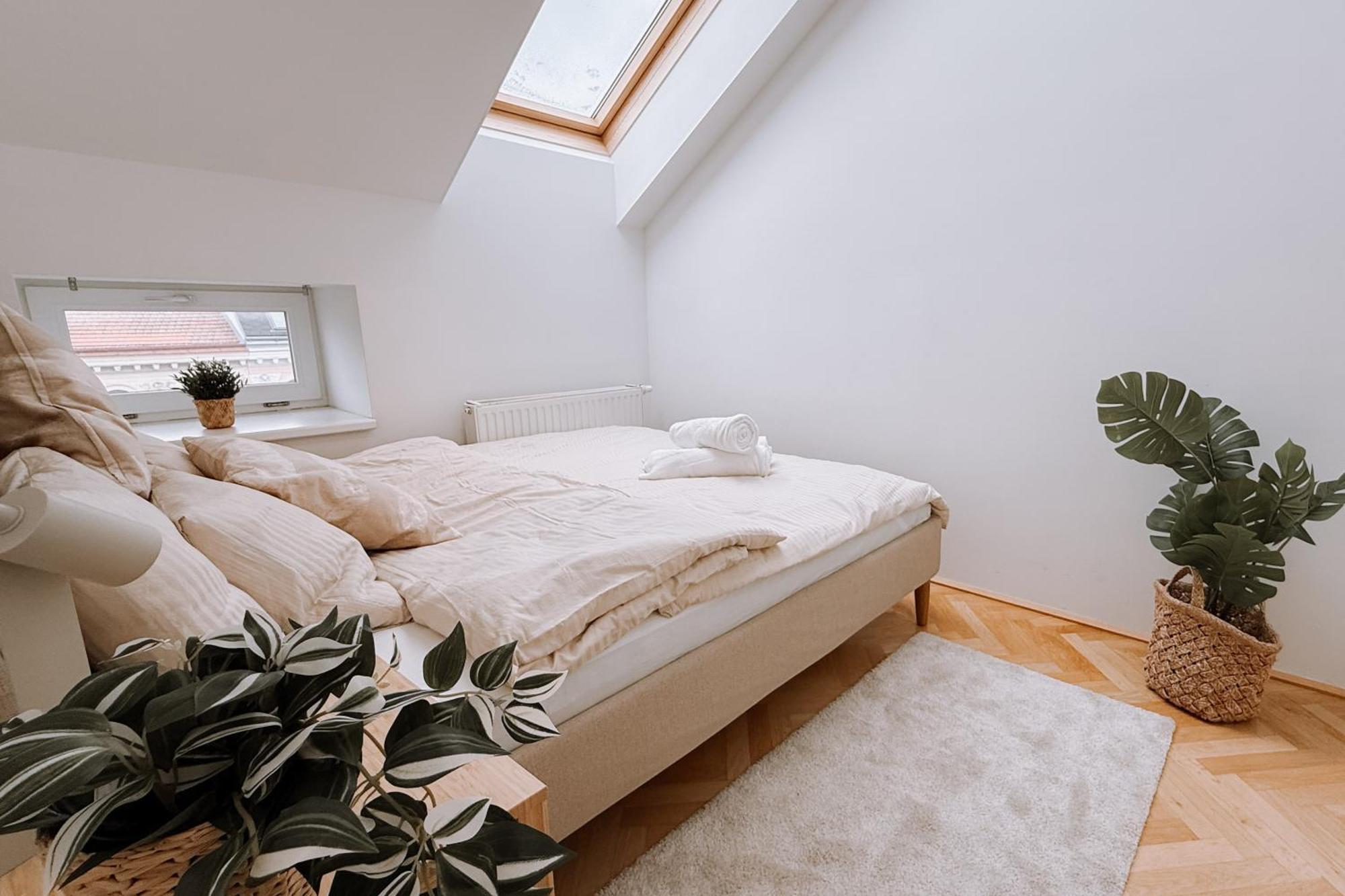 90Qm, 3 Bedrooms, Near Schoenbrunn, Balcony - Axara Housing Viena Exterior foto
